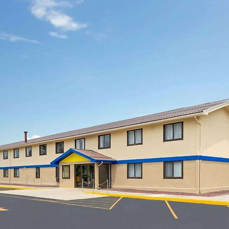 Days Inn By Wyndham Hornell Ny Экстерьер фото